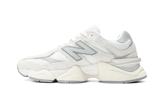 New Balance 9060 Sea Salt Moonbeam