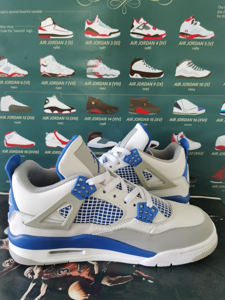 JORDAN 4 x MILITARY BLUE
